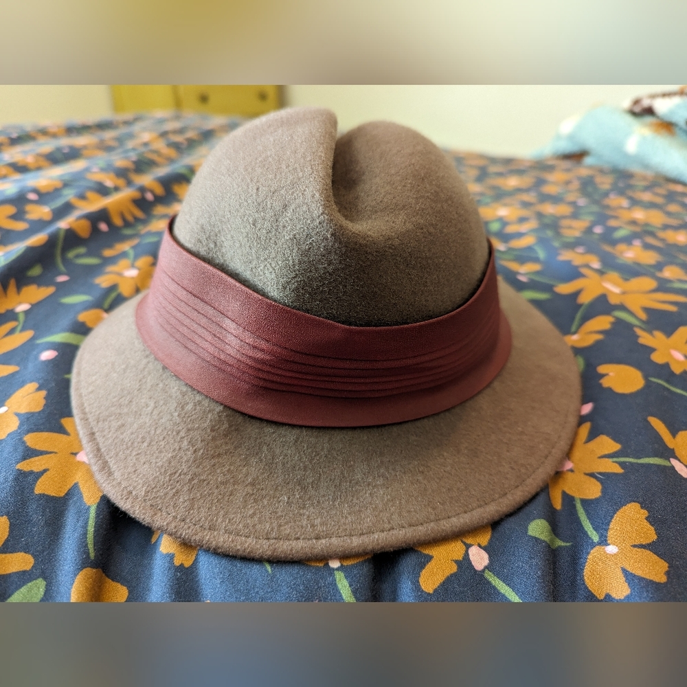 Vintage Doeskin Wool Hat